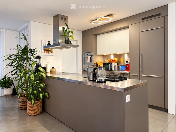 Helle möblierte Wohnung in modernem Minergie-Gebäude im Hardturmpark ab 1.12.2026 2