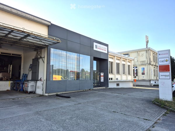 Reprise de bail / Atelier, bureaux et stockage 3
