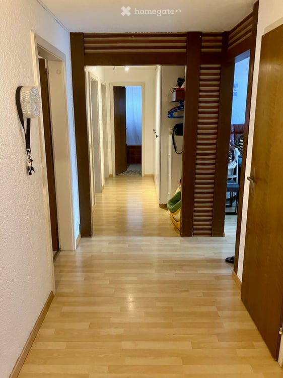 Grosszügige 5½-Zimmer-Wohnung mit Balkon und Einstellhallenplatz in Rüfenacht 6