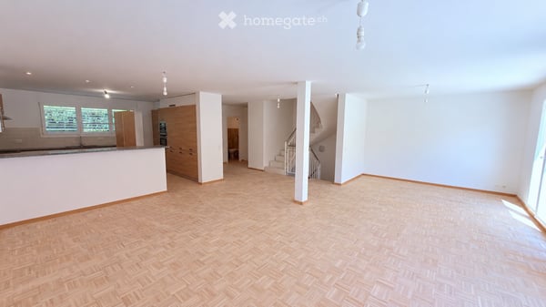 Villa contiguë rénovée en 2025 – 300 m² – 5 chambres – vue dégagée – La Rippe 5