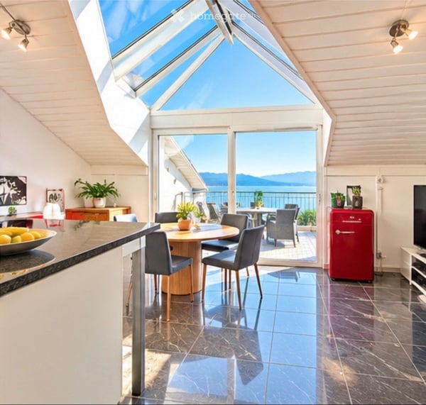 Appartement avec ascenseur privatif et une vue sur le lac 1