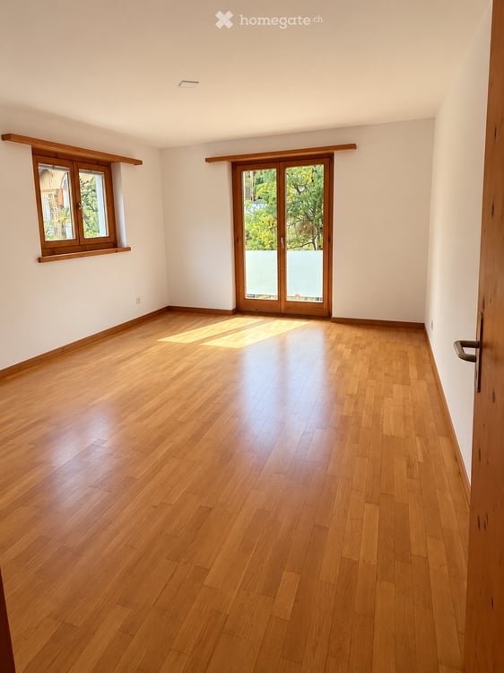 Schöne, helle 4½-Zimmer-Wohnung in Ilanz – ab sofort verfügbar 4