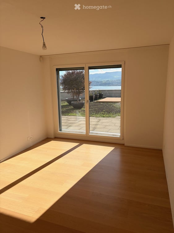 Wohnen über dem Zürichsee – 150 m² Wohnfläche und 250 m² Terrasse mit Weitsicht 10
