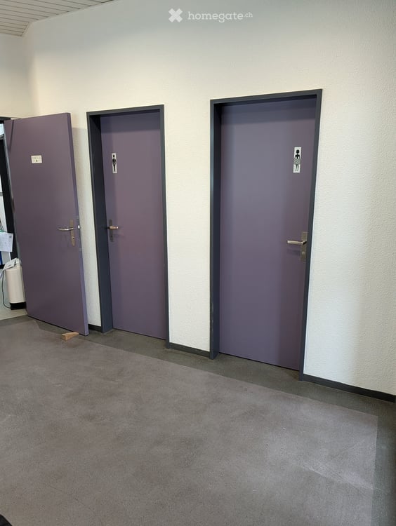 Nachmieter gesucht für Gerwerbe im 1. Stock. 12
