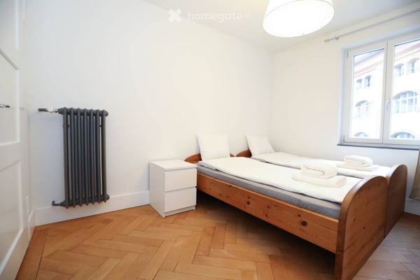 Helle 2.5 Zimmer Wohnung nähe Sihlcity 35