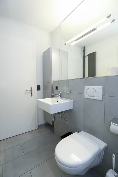 Helle 2.5 Zimmer Wohnung nähe Sihlcity 38
