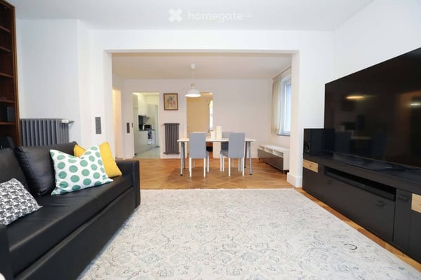 Helle 2.5 Zimmer Wohnung nähe Sihlcity 14