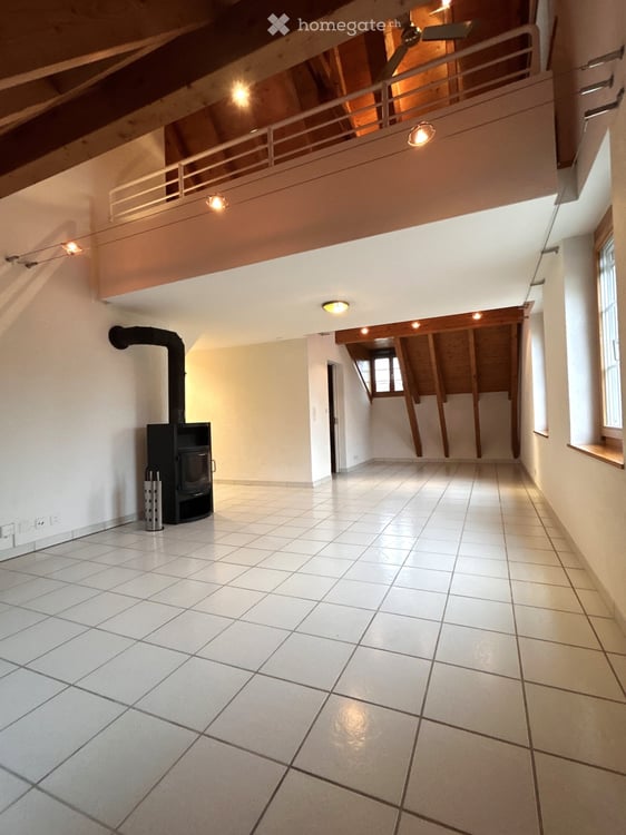 Charmante Wohnung mit Galerie im Herzen von Pratteln 2