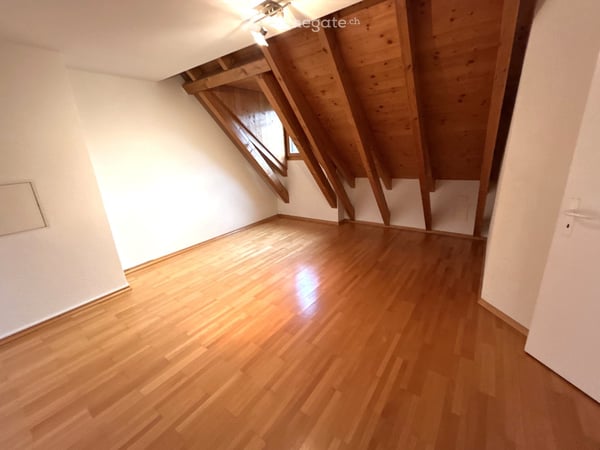 Charmante Wohnung mit Galerie im Herzen von Pratteln 12