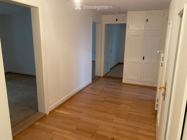 4 1/2 Zimmerwohnung mit wunderschönem Garten ab 15.12.26 oder nach Vereinbarung 12