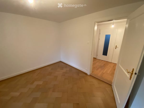 4 1/2 Zimmerwohnung mit wunderschönem Garten ab 15.12.26 oder nach Vereinbarung 16