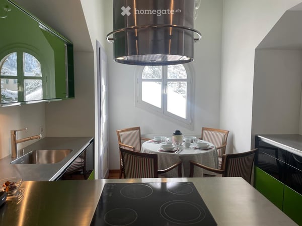 Stilvoll möblierte 3½-Zimmer-Ferienwohnung zur Dauermiete (exkl. WEF) 2