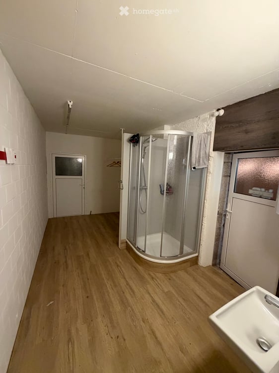 Vielseitige Werkstatt (65 m²) mit Büro, Lager, Dusche/WC & Parkplatz in Neuendorf 2