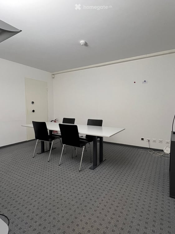 Büroflächen in Untervaz zu attraktiven Mietkonditionen zu übernehmen 4
