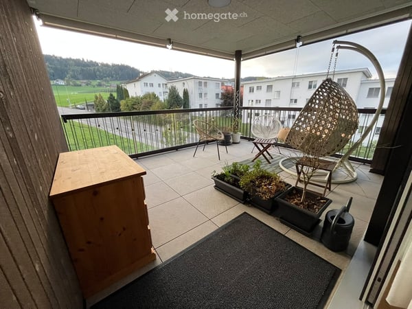Moderne Wohnung mit Blick ins Grüne in Rotkreuz 6