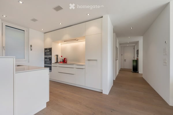 Exklusive 4.5 Zimmer Gartenwohnung mit Abendsonne, Lift und 2 Tiefgaragenplätzen, idyllische Lage 15