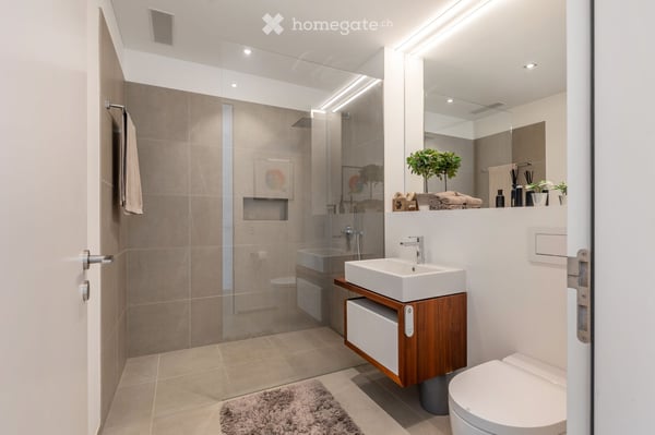 Exklusive 4.5 Zimmer Gartenwohnung mit Abendsonne, Lift und 2 Tiefgaragenplätzen, idyllische Lage 6