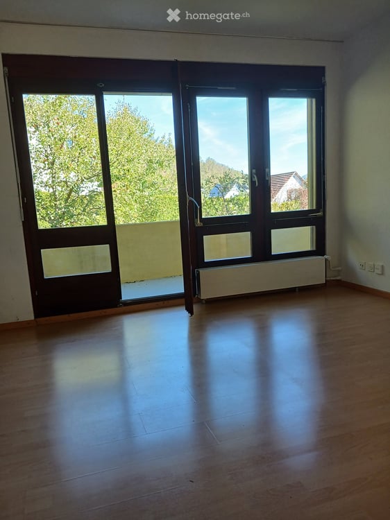 Ruhige, helle Wohnung mit Balkon 2