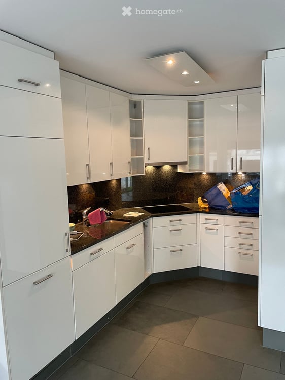 3 1/5 Zi Wohnung am Züriberg 3