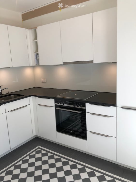 Wunderschöne 4-Zimmer Wohnung in Wettsteinquartier 9