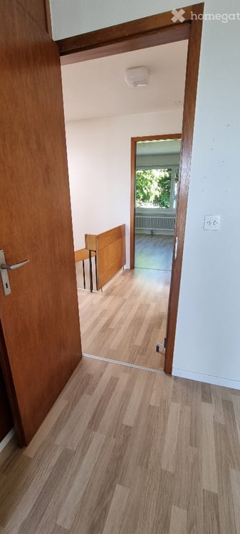 4.5 Zi-Maisonette-Wohnung mit Charme in Unterentfelden 8