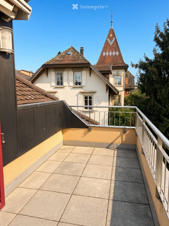 3 pièces en attique de 96 m², balcon-terrasse sud, vue dégagée, Bussigny 4