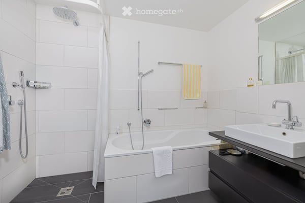 Hochmodernes Designobjekt mit unverbaubarer See- und Bergsicht 12