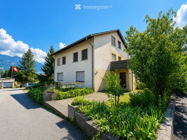 Grosses Einfamilienhaus in Alpnach, Schoried an ruhiger Wohnlage 1