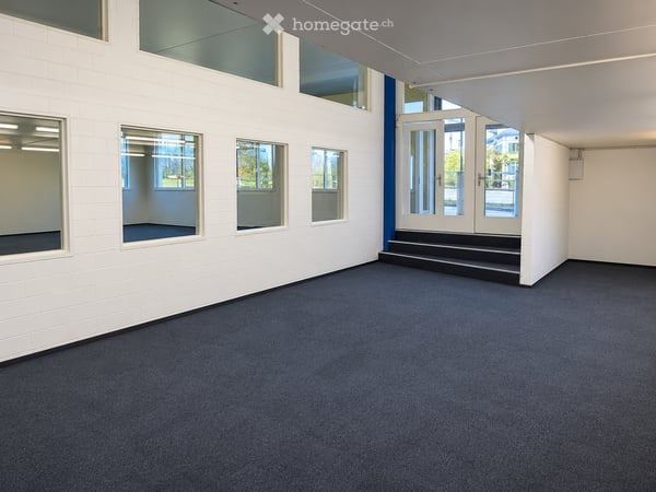 Attraktive Gewerberäumlichkeiten an Toplage in Richterswil ZH – direkt gegenüber dem Bahnhof