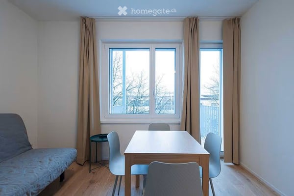 Stilvoll möblierte 1,5-Zimmer-Wohnung mit Balkon in Zürich-Altstetten (Hohlstrasse) 6