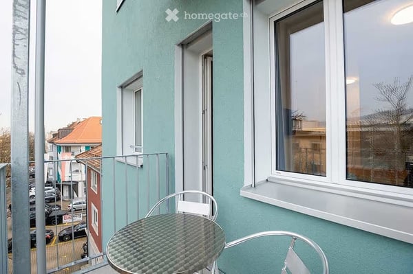 Stilvoll möblierte 1,5-Zimmer-Wohnung mit Balkon in Zürich-Altstetten (Hohlstrasse) 16