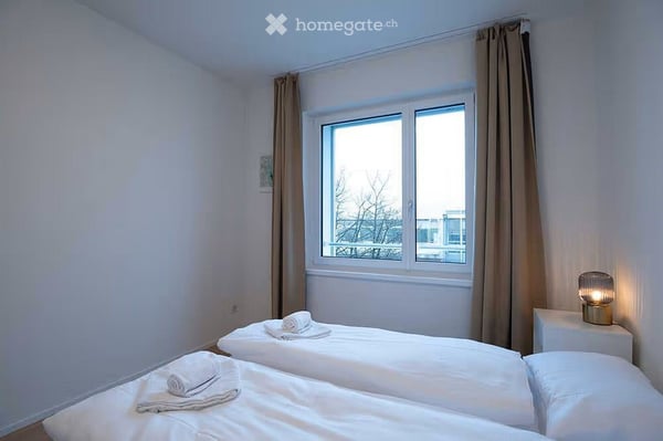 Stilvoll möblierte 1,5-Zimmer-Wohnung mit Balkon in Zürich-Altstetten (Hohlstrasse) 17