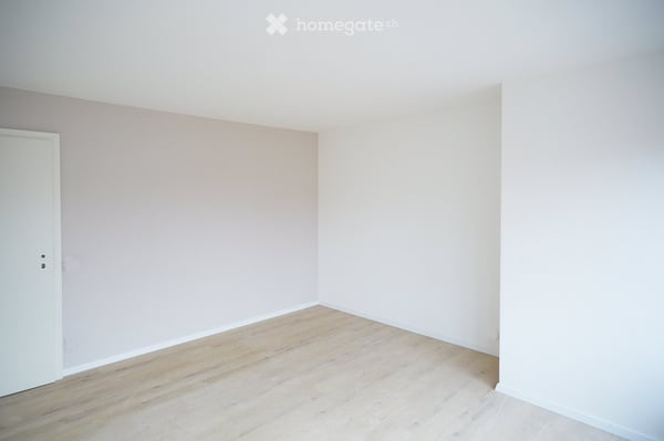 4.5-Zimmer Wohnung mit schöner Aussicht in die Berge 10