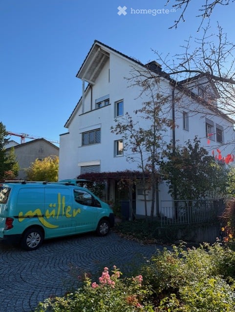 2.5 Zimmer-Wohlfühloase im Dachgeschoss eines 3-Familien-Hauses in Zürich-Wollishofen