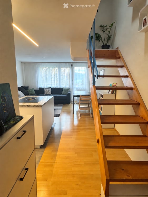 Wohnen mit Weitblick – charmante 3-Zimmer-Maisonette in Gommiswald 3