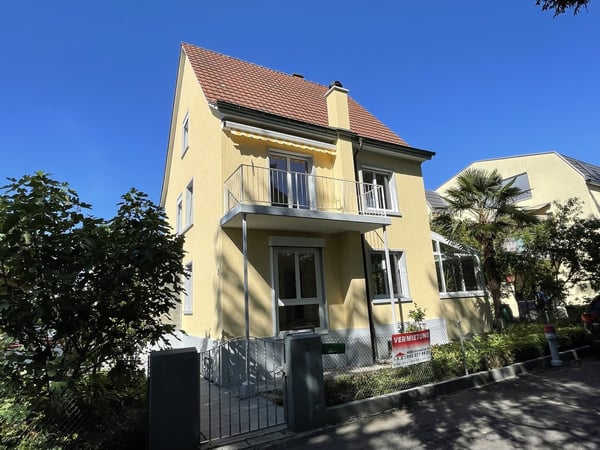 Grosses, freistehendes Einfamilienhaus an ruhiger Lage 13