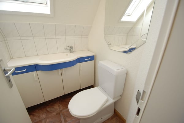 Grosses, freistehendes Einfamilienhaus an ruhiger Lage 9