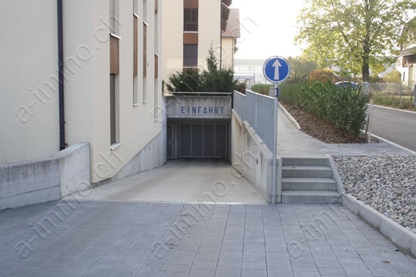 Tiefgaragenparkplatz in Lengnau BE zu vermieten 1