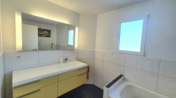 Traumhafte 4.5 Zi.-Whg. in Tennwil mit Seesicht 7