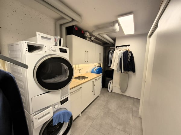 Exklusive 4 1/2-Zimmer Wohnung mit vielen Vorzügen (Nichtraucher erwünscht) 12