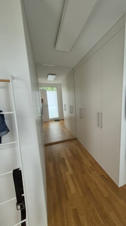 Exklusive 4 1/2-Zimmer Wohnung mit vielen Vorzügen (Nichtraucher erwünscht) 9