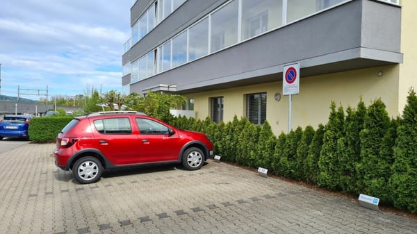 Parkplätze in Rupperswil nahe Bahnhof und Altersheim 3
