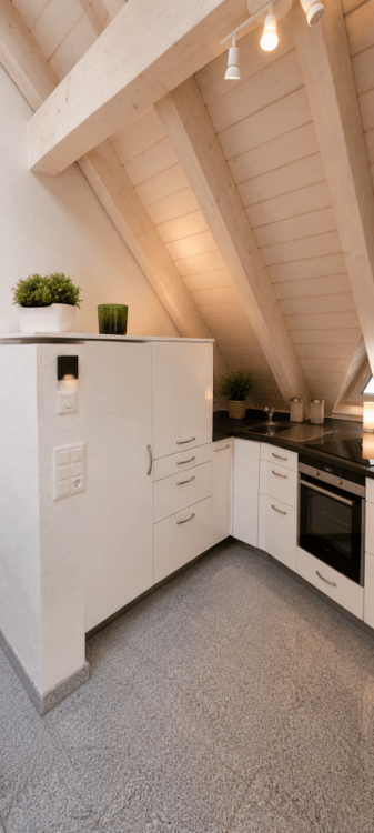 4-Zi. Dachgeschoss-Wohnung - MÖBLIERT 6