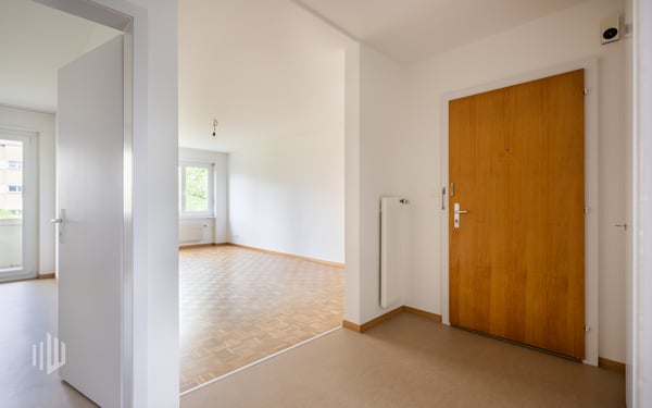 ImmoWyss -  Attraktives Mehrfamilienhaus mit 9 vermieteten Einheiten 3