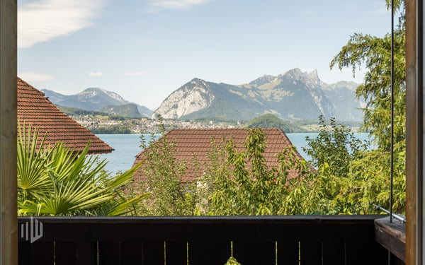 ImmoWyss -  Wohnen zwischen Gartenidylle und Seeufer am Thunersee 11