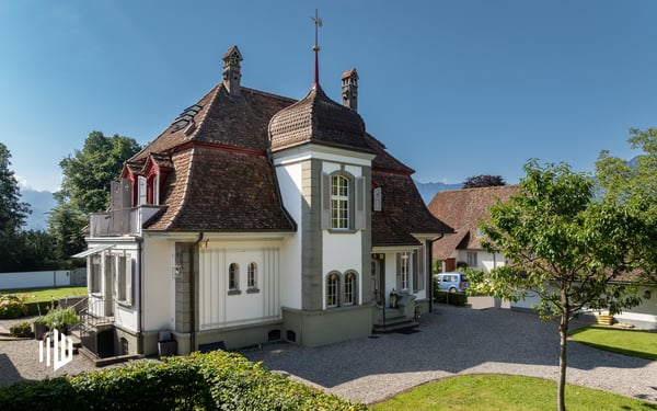 ImmoWyss -  Neubarocke Villa mit Dependance, Pavillon und Seeanstoss 3