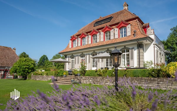 ImmoWyss -  Neubarocke Villa mit Dependance, Pavillon und Seeanstoss 1