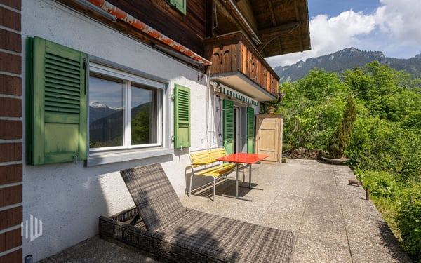 ImmoWyss -  2-Familien-Chalet mit unendlich schöner See- und Bergsicht 10