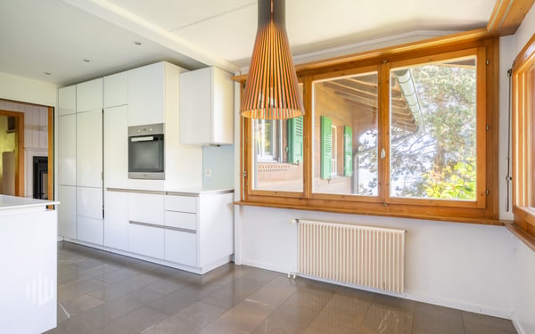 ImmoWyss -  2-Familien-Chalet mit unendlich schöner See- und Bergsicht 5