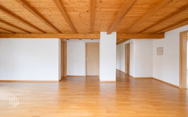 ImmoWyss - 4,5-Zimmer Garten-Ferienwohnung mit Sicht zum Eiger 3